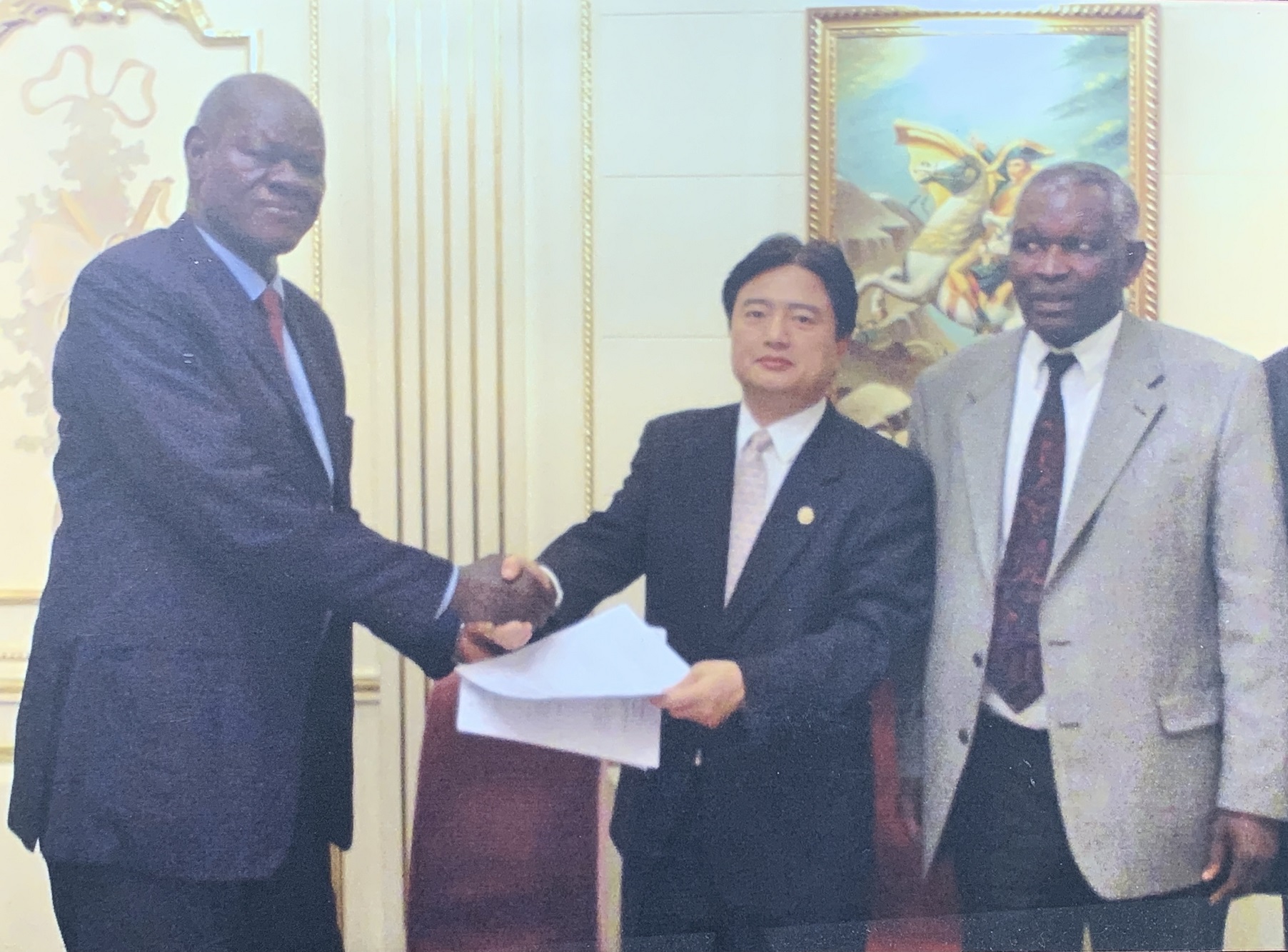 公司与南苏丹签署合作协议